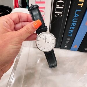 DANIEL WELLINGTON |  Classic Sheffield